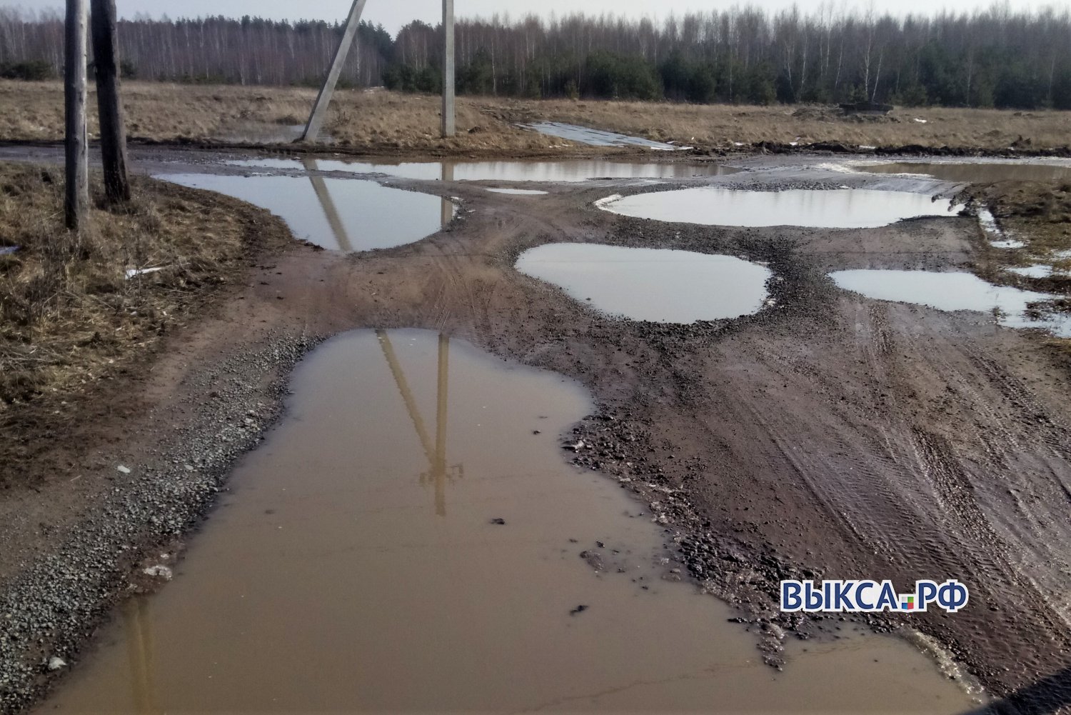 Скорая помощь застряла по дороге к больному ребёнку в Досчатое